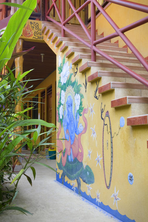 Casa Zen Guesthouse & Yoga Center Playa Santa Teresa  Room photo